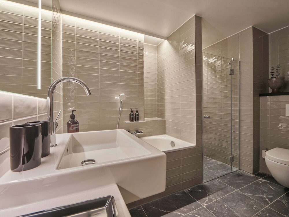 Фото Adina Apartment Hotel Munich