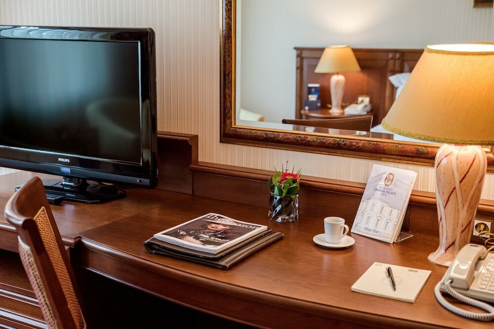 Фото Crystal Palace Boutique Hotel