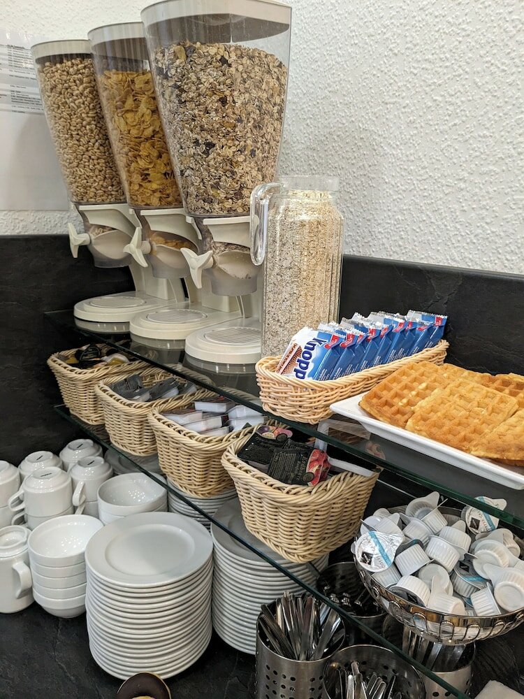 Фото Adler Hotel Frankfurt