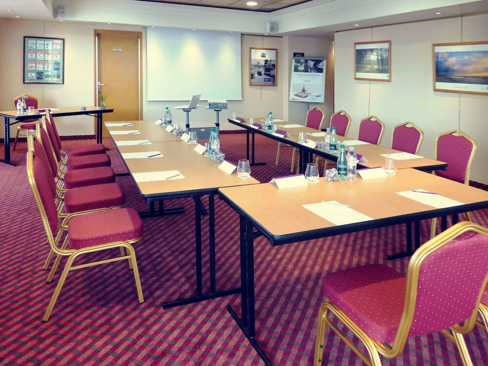 Фото Hôtel Mercure Abbeville Centre Porte de La Baie de Somme