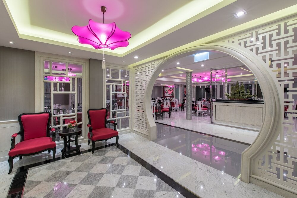 Фото Royal Rattanakosin Hotel