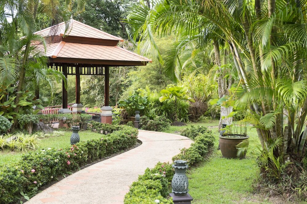 Фото Khao Lak Bayfront Resort