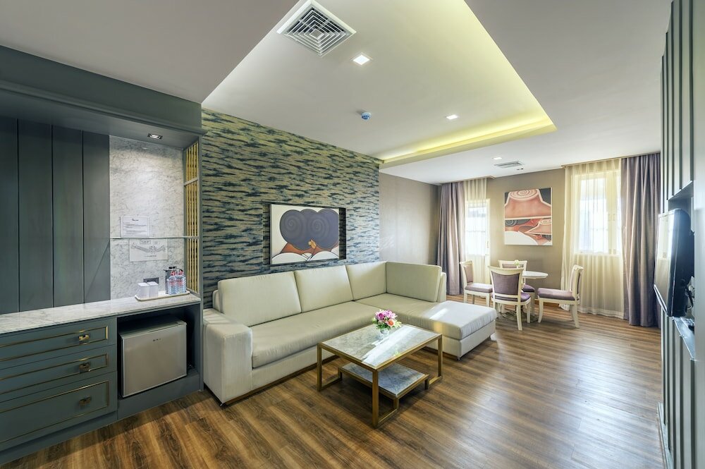 Фото Royal Rattanakosin Hotel