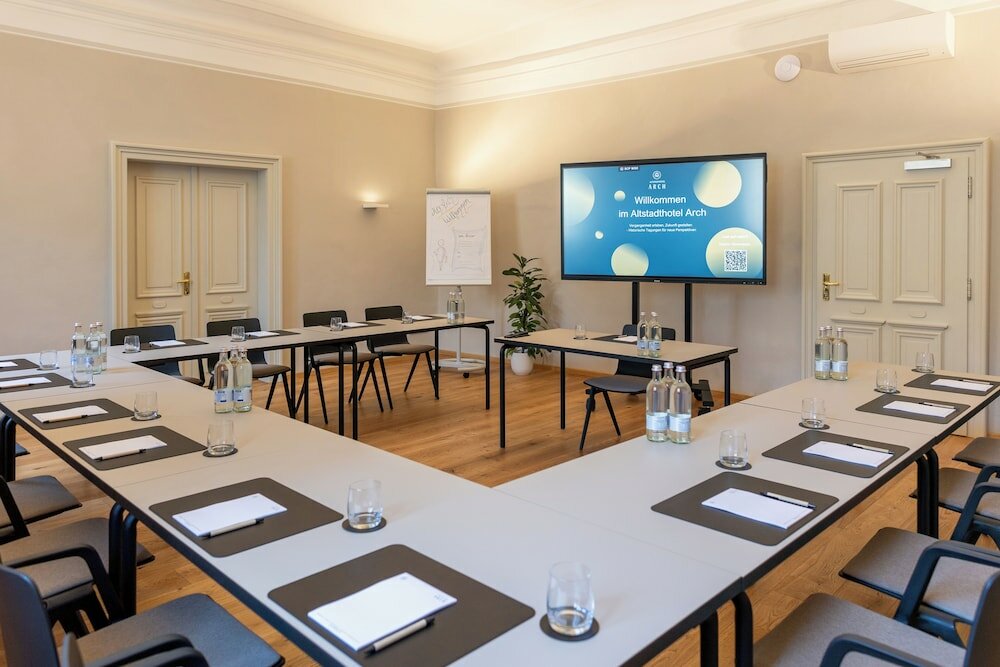 Фото Altstadthotel Arch