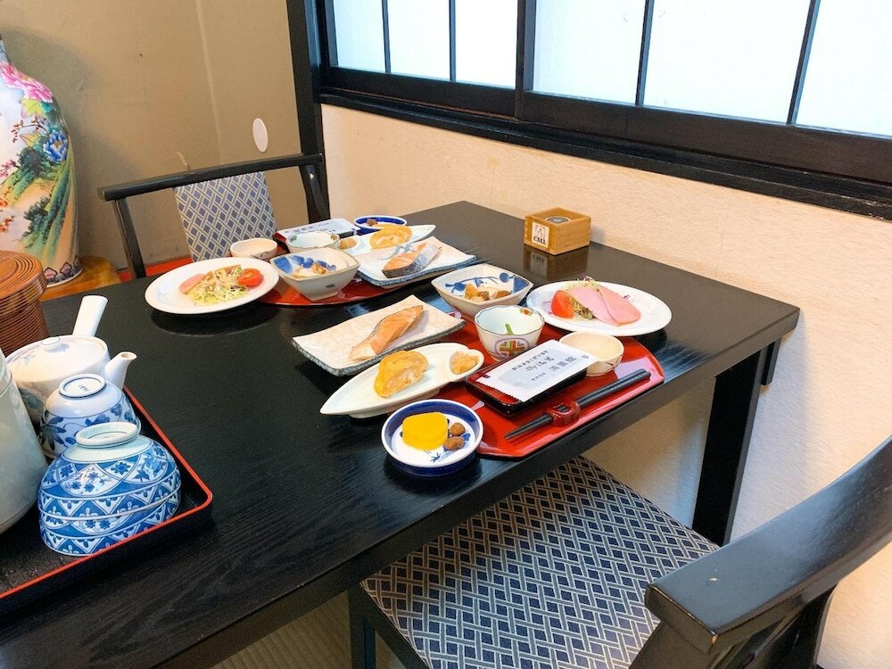 Фото Kusatsu Onsen Kiyoshigekan