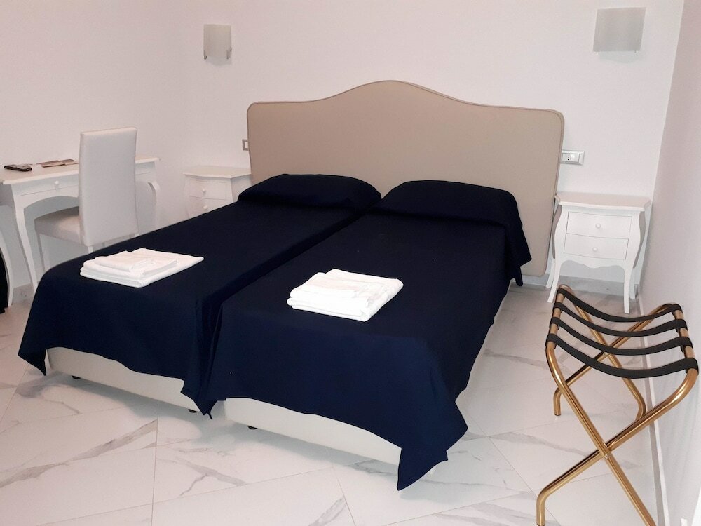 Фото Royal Rooms Colosseo