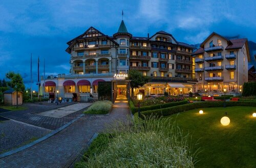 Гостиница Arenas Resort Victoria-Lauberhorn в Лаутербруннене