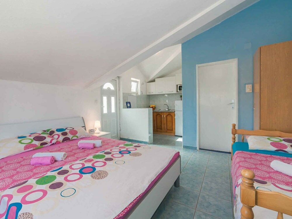 Фото Maki Apartments