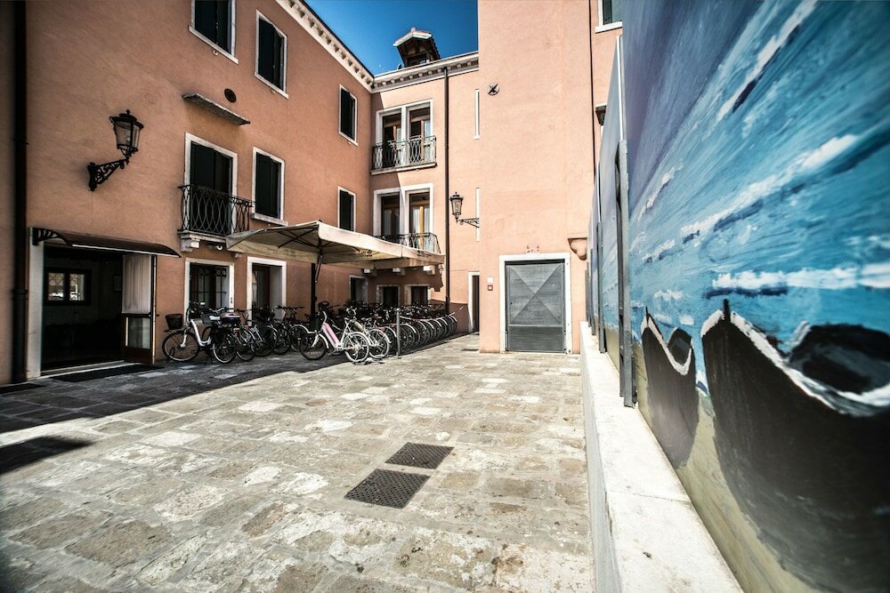 Фото Domus Clugiae