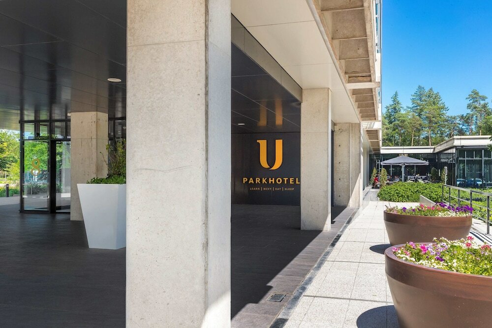 Фото U Parkhotel