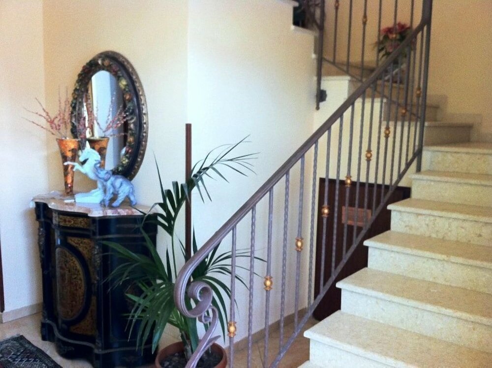 Фото Sammartano Hotel