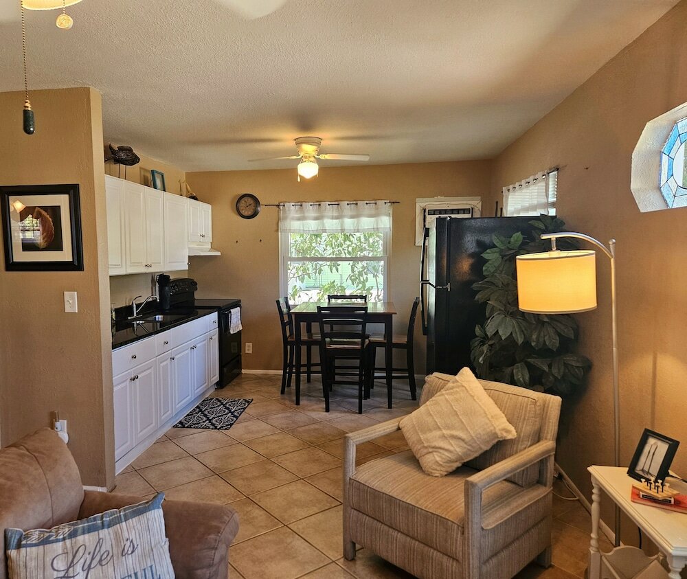 Фото Paradise Cove at Lemon Bay