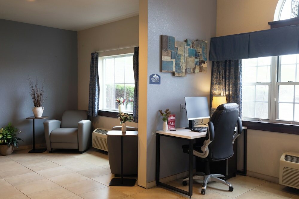 Фото Microtel Inn & Suites by Wyndham Waynesburg