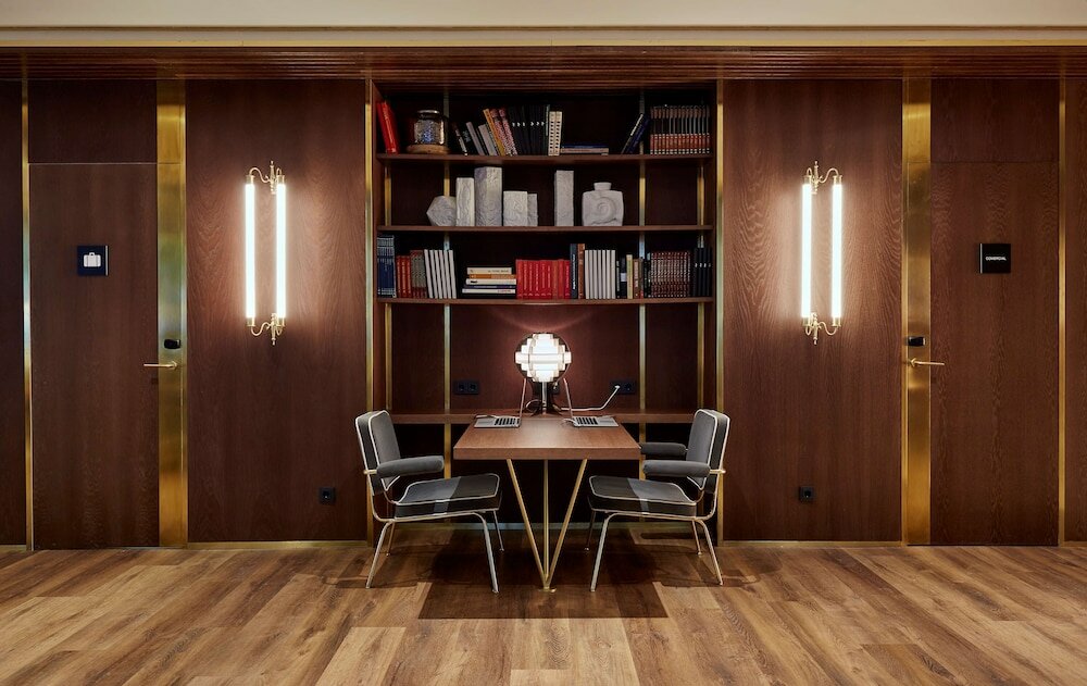 Фото Radisson Blu 1882 Hotel, Barcelona Sagrada Familia