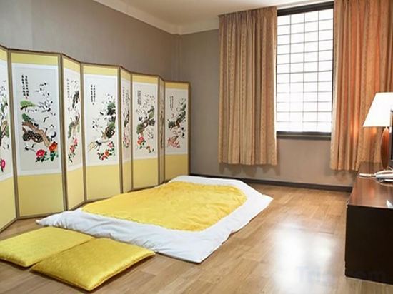 Фото Commodore Hotel Pohang