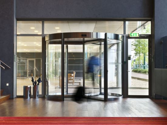 Фото Отель Plaza Premium Grand Winston