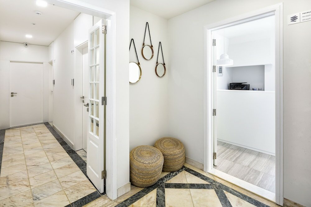 Фото Jr Studios & Suites