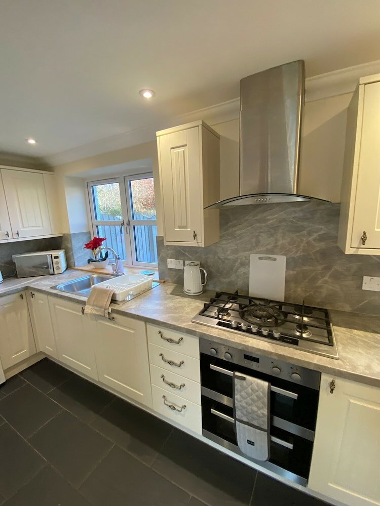 Фото The Waverley Inn Holiday Homes