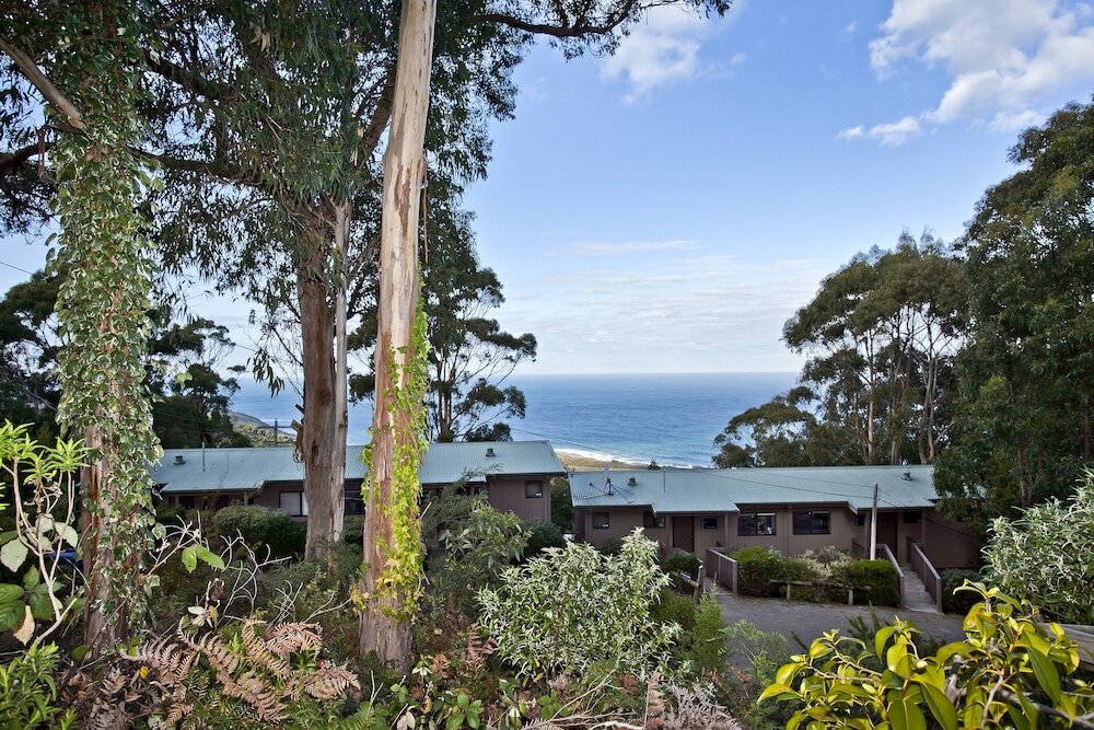 Фото Beacon Point Ocean View Villas