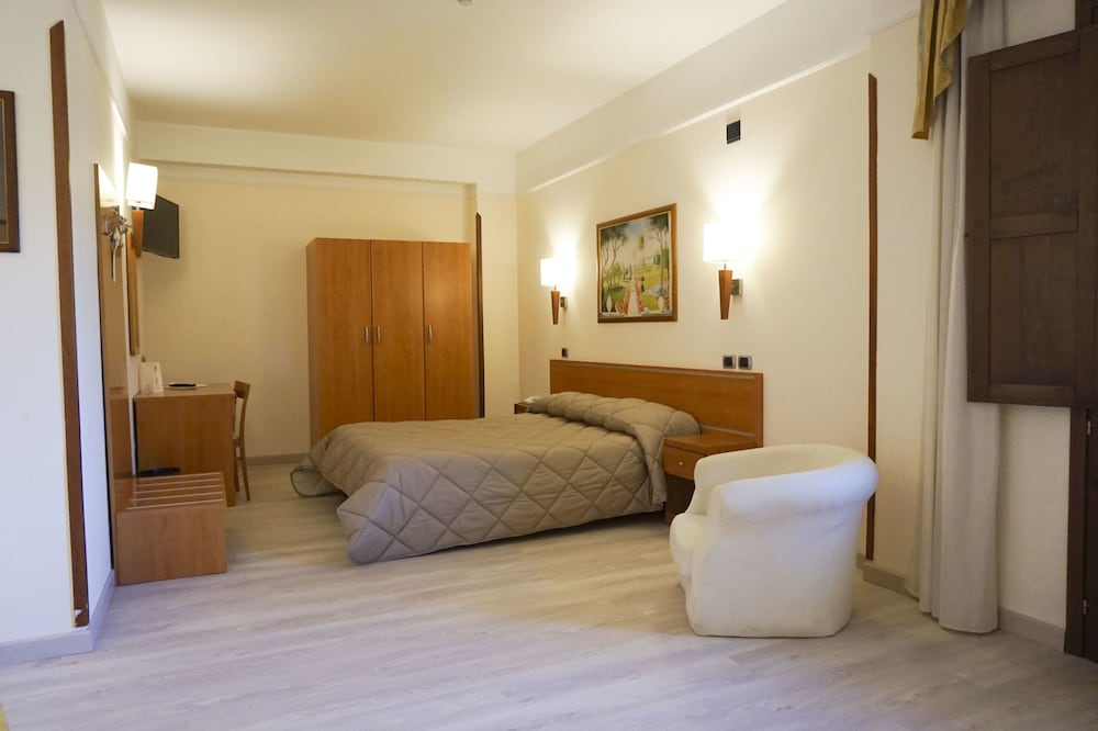 Фото Bel Sito Hotel Le Due Torri