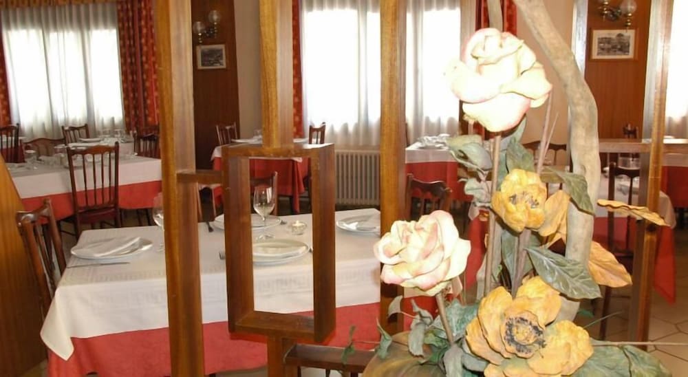 Фото Hotel Univers