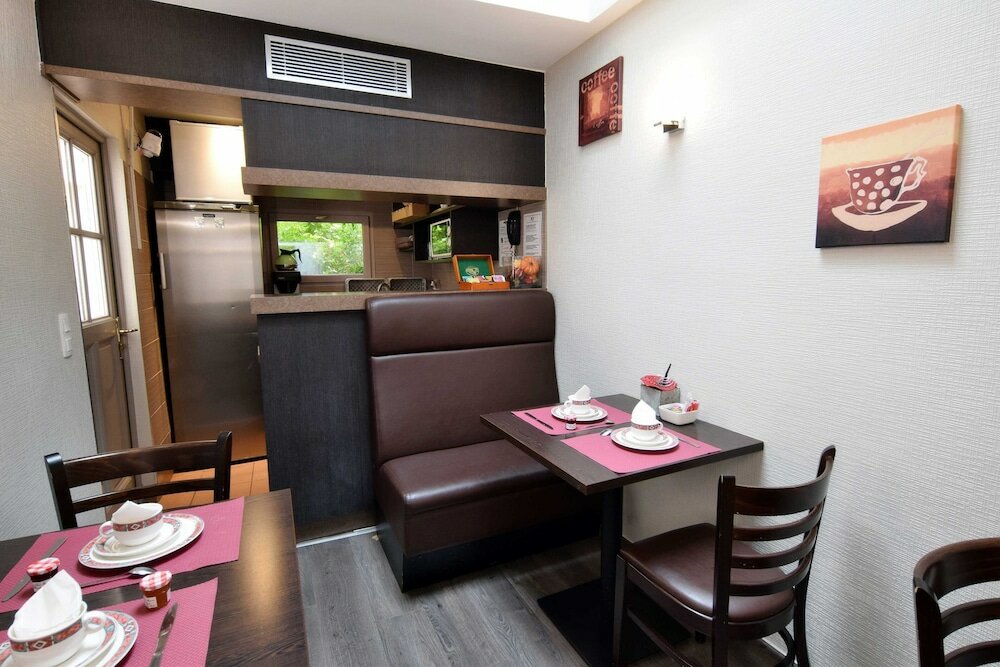 Фото Hotel Saphir Grenelle