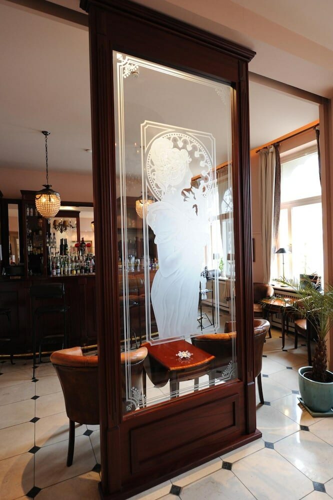 Фото Hotel Niederländischer Hof Schwerin