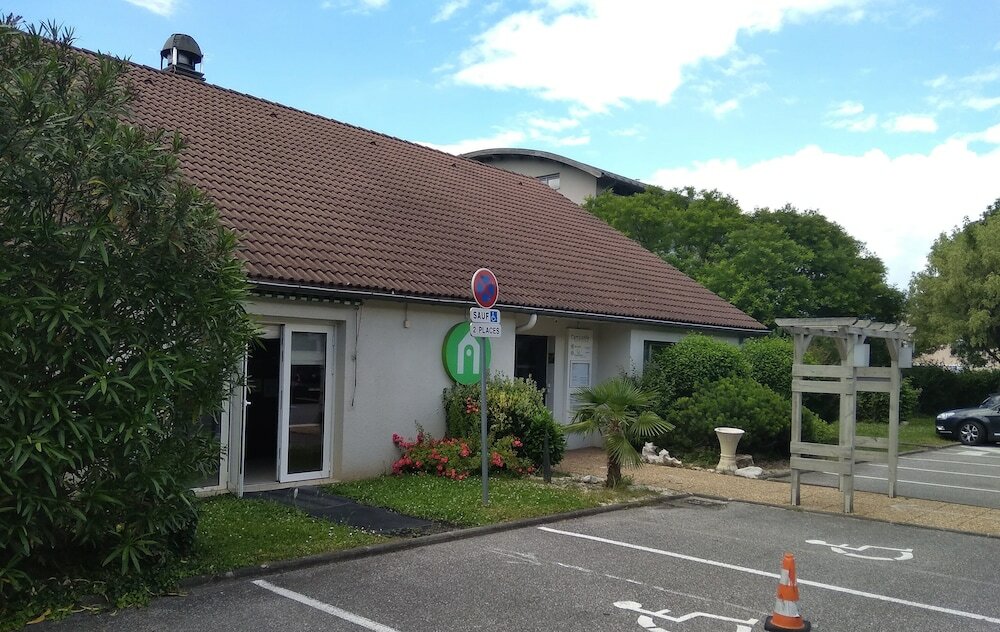 Фото Hotel Campanile Grenoble Sud - Seyssins