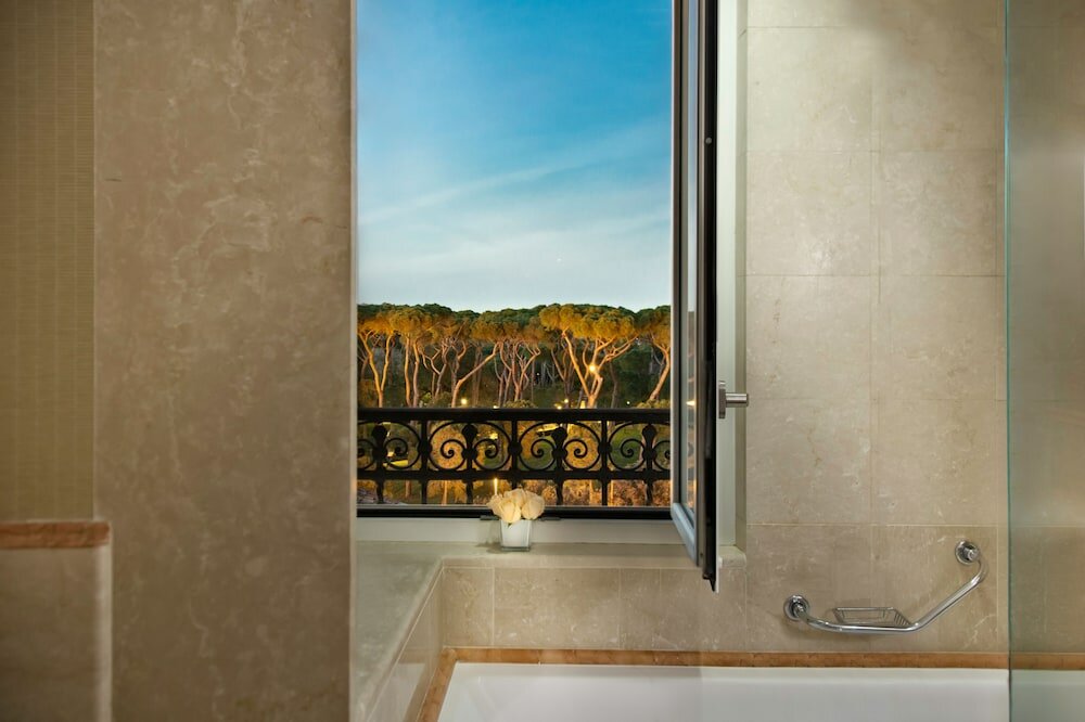 Фото Rome Marriott Grand Hotel Flora