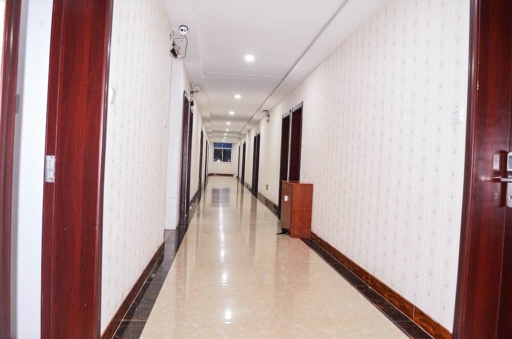 Фото Chinese Business Hotel