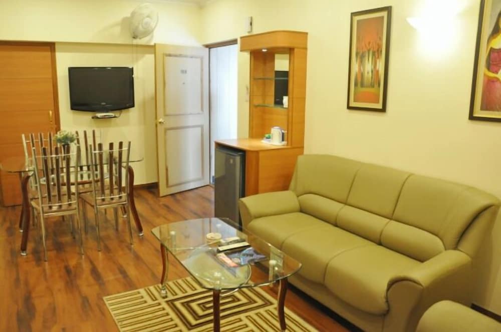 Фото Grand Continental Hotel