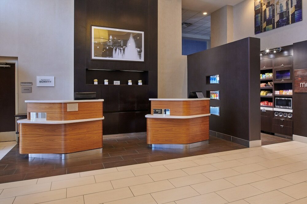 Фото Courtyard by Marriott Columbus Downtown