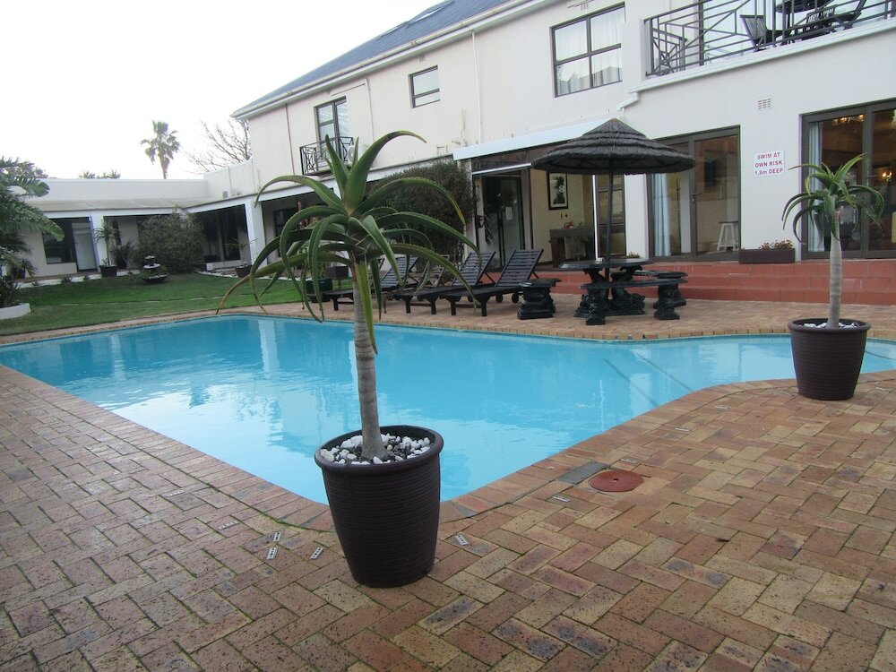 Фото Woodbridge Lodge