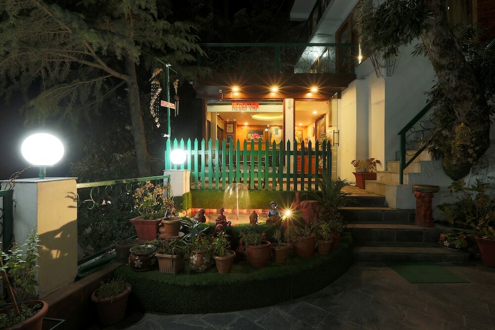 Фото Hotel Mongas