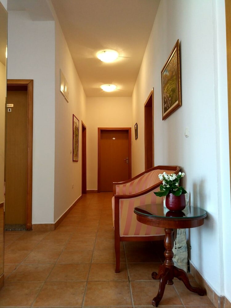 Фото Regina Mundi