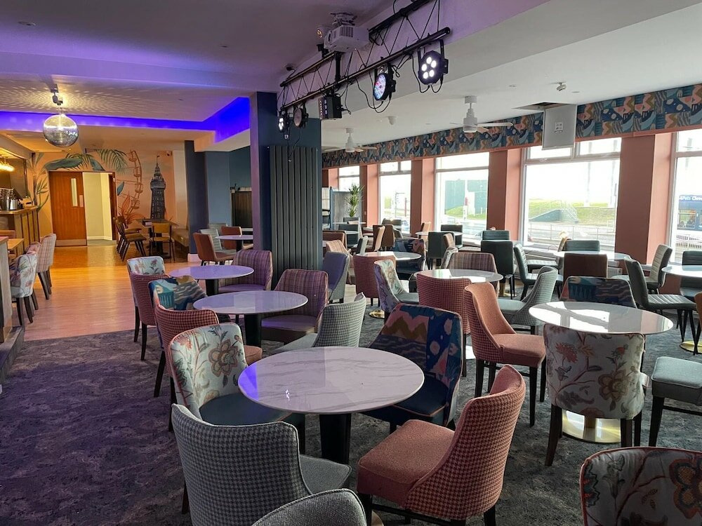 Фото The Craig-Y-Don Hotel