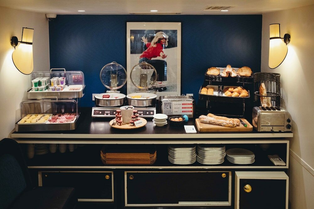 Фото Hôtel Le Lion