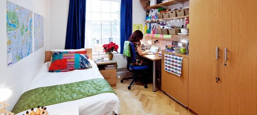 Фото Goodenough College