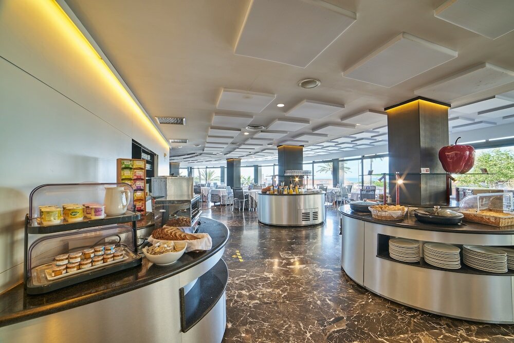 Фото Calipolis Sitges