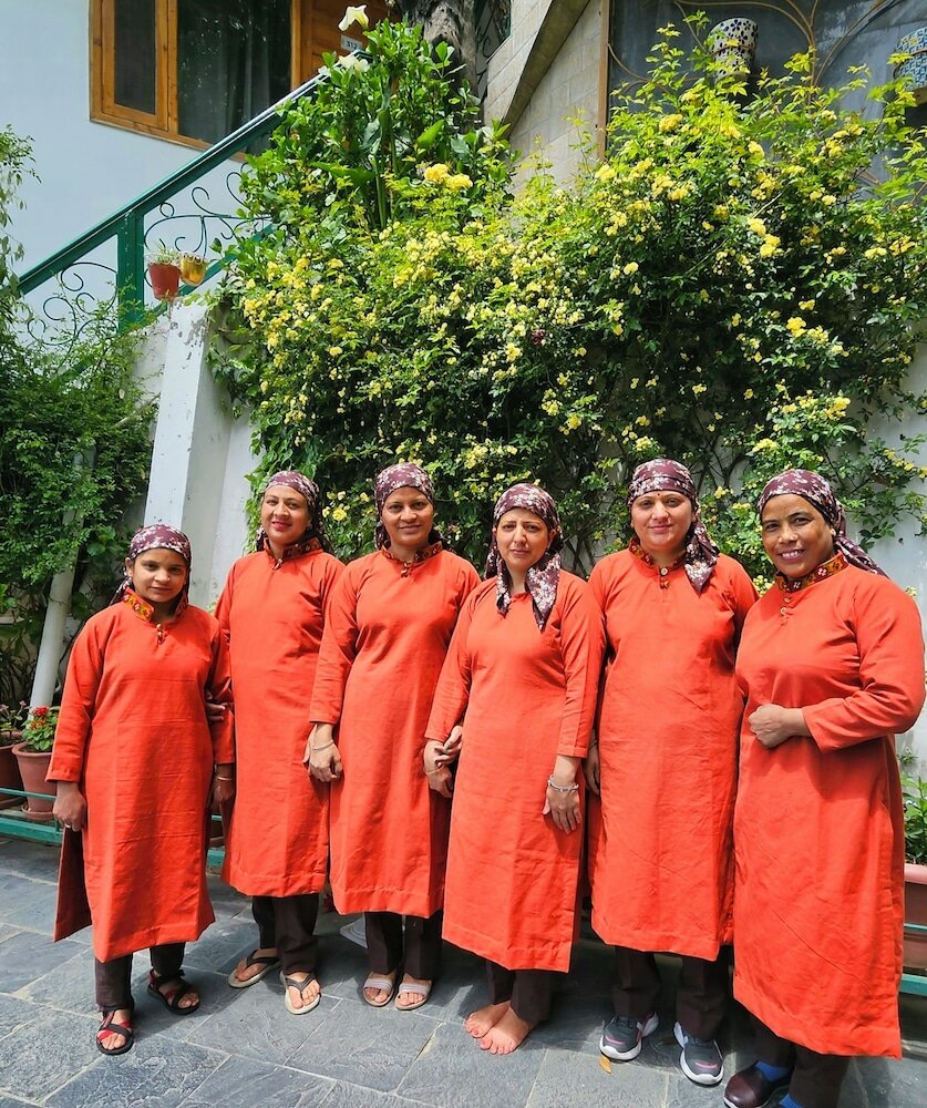 Фото Hotel Mongas