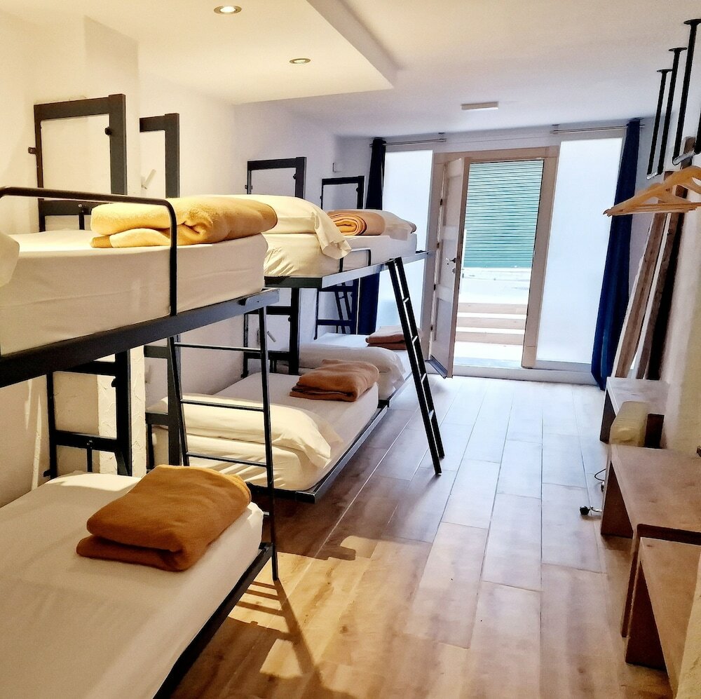 Фото Y Hostel Albergue Juvenil