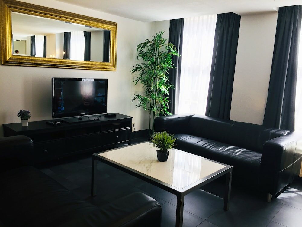 Фото Amsterdam Nieuwmarkt Center Apartments