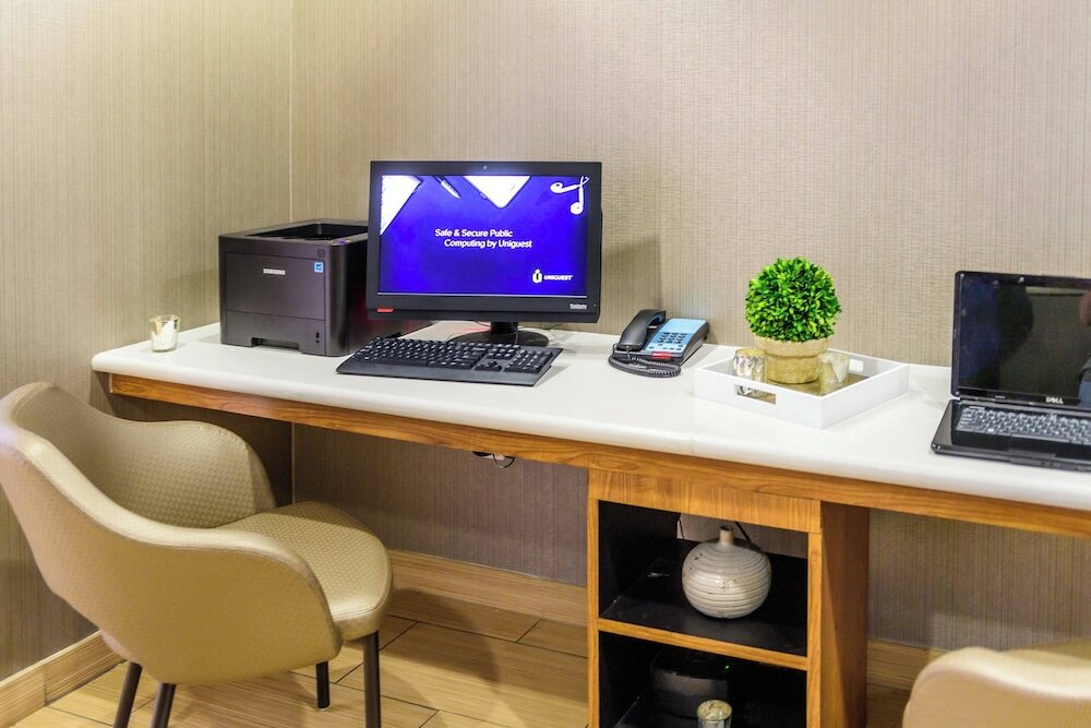 Фото SpringHill Suites Houston NASA/Seabrook