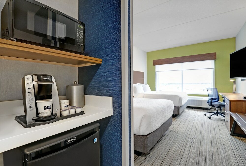 Фото Holiday Inn Express & Suites Port Elgin