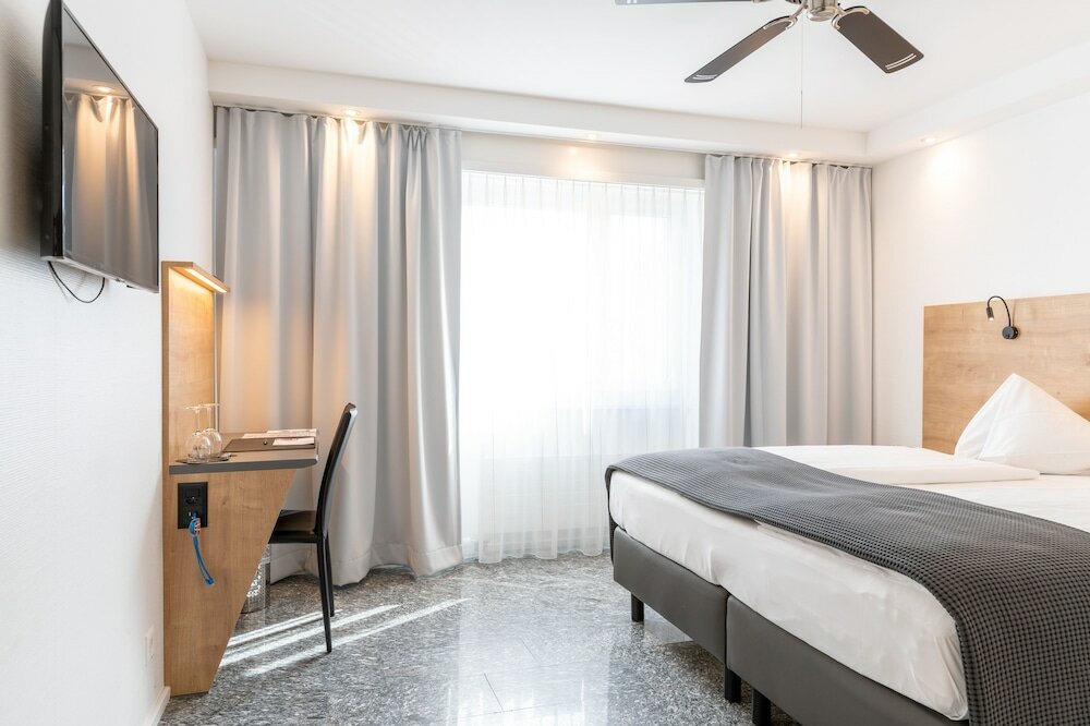 Фото Hotel Sursee