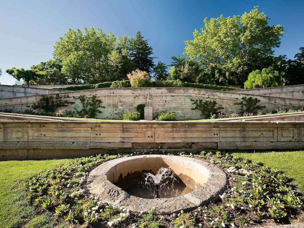 Фото Mercure Avignon Centre Palais des Papes Hotel