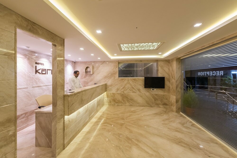 Фото Hotel Karuna Residency