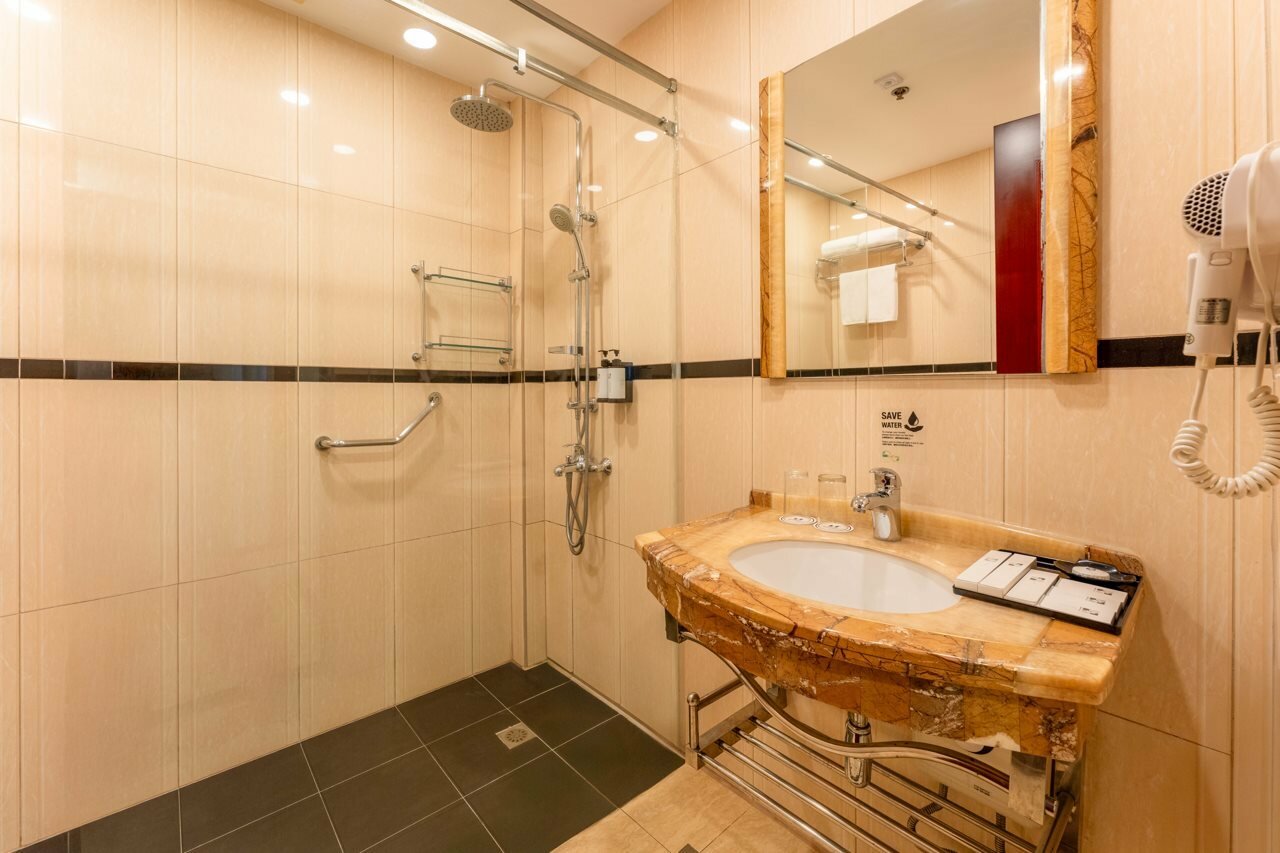 Фото Swiss-Belhotel Blulane