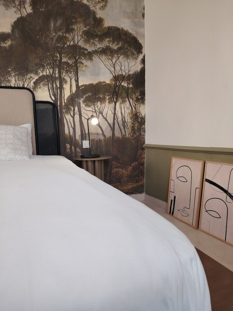 Фото Le Village Montmartre