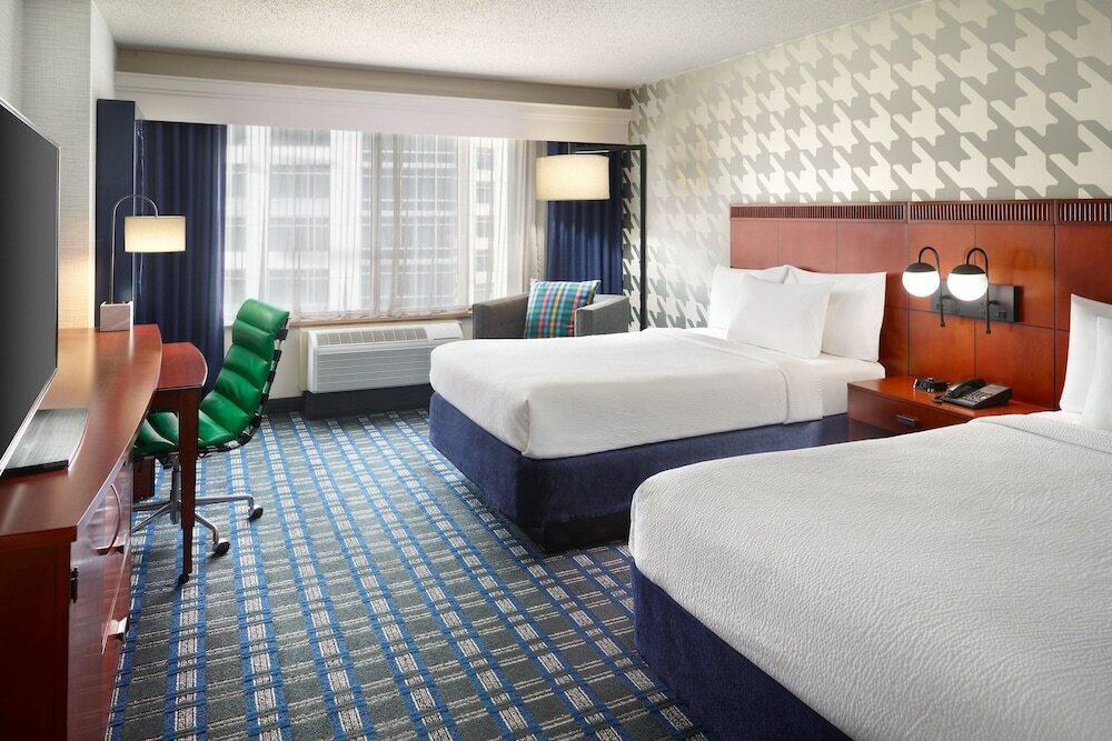 Фото Courtyard by Marriott Arlington Crystal City/Reagan National